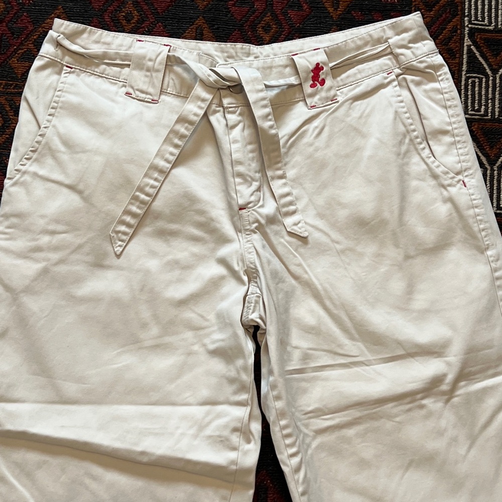 WALT DISNEY WORLD khaki belted capri pants w embroidered Mickey Mouse sz SMALL - Picture 3 of 12